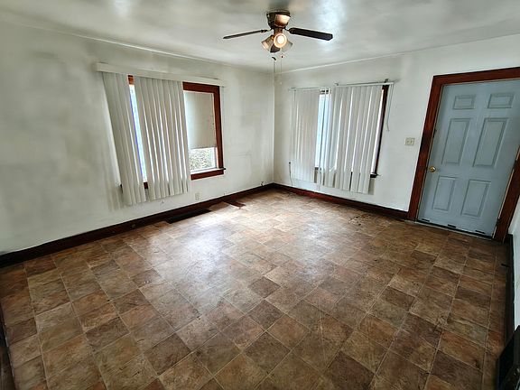 4th image of 1567 Rutledge St