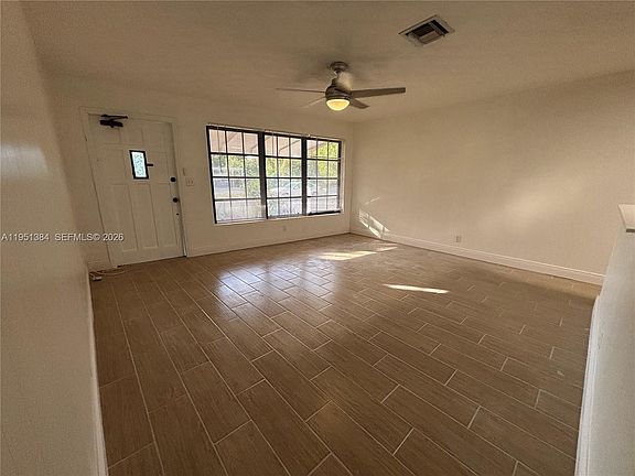 3rd image of 2510 NE 9th Ter #2510