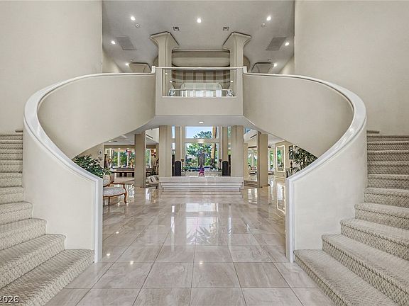 3rd image of 46 Gulf Stream Ct