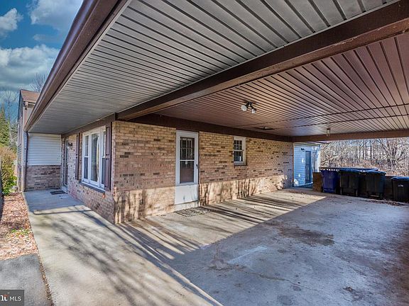 4th image of 23021 Timber Creek Ln