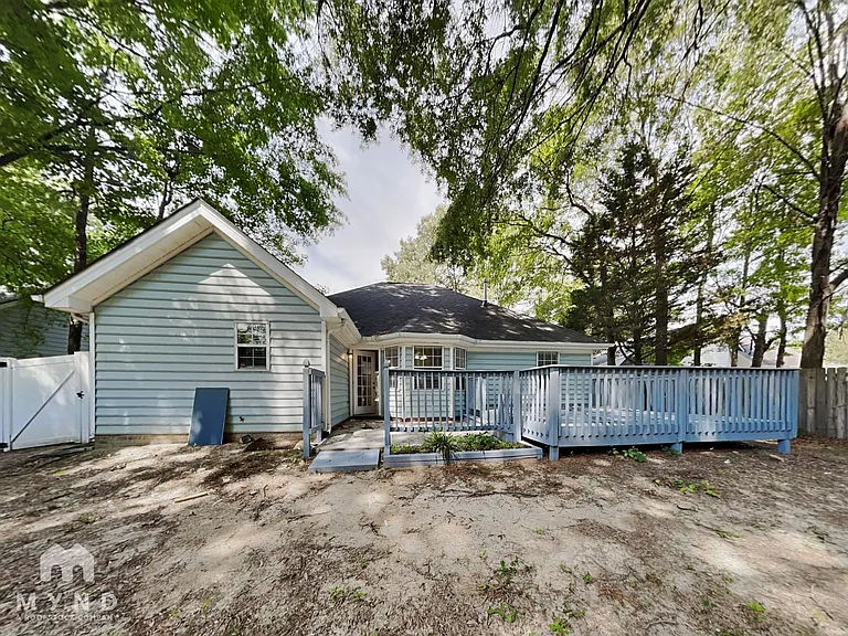 109 Ashland Dr — Photo 15