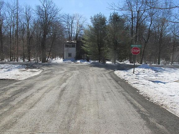 5th image of 1834 Shady Side Dr