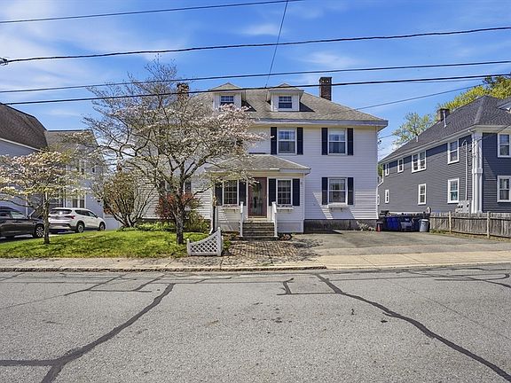 3rd image of 6 Eight Gibbon Ave