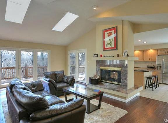 3rd image of 1500 Windwood Hills Dr