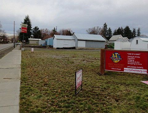 3rd image of 408 Coppei Ave
