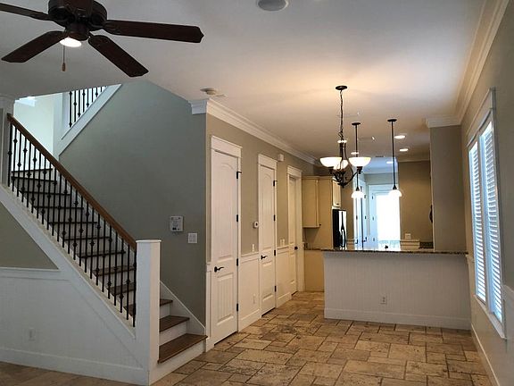 332 Madison Circle - Kitchen_12032024