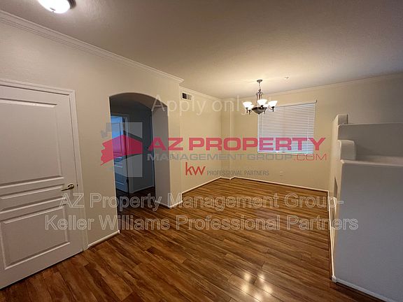 5th image of 955 E Knox Rd Unit 109