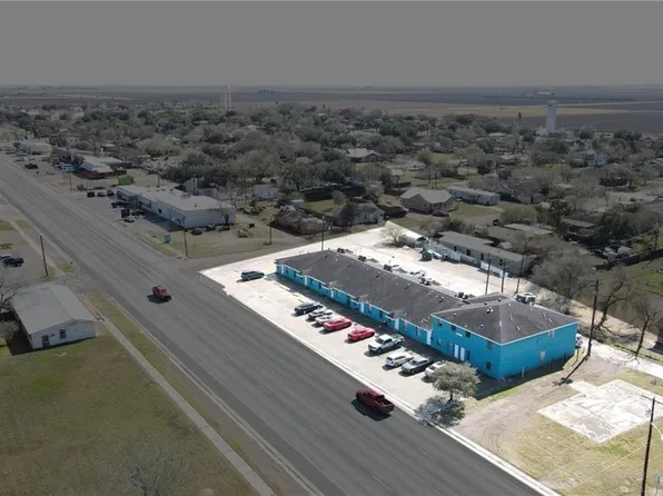 624 Santa Rosa Ave, Edcouch, TX 78538