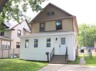 207 N Ashland Ave, Green Bay, WI 54303