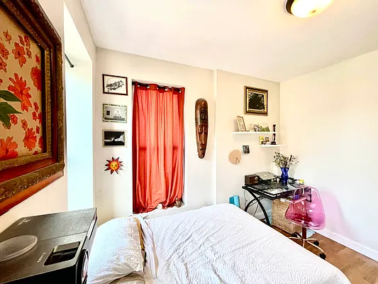 Rented by Pear NYC LLC | media 28