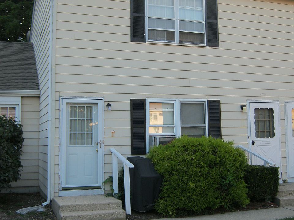 1st image of 1000 9th St APT 80