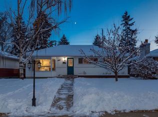 4011 N 25th Ave SW, Calgary, AB T3E0L7