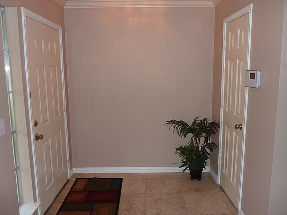 4th image of 3030 Fresco Wells Dr