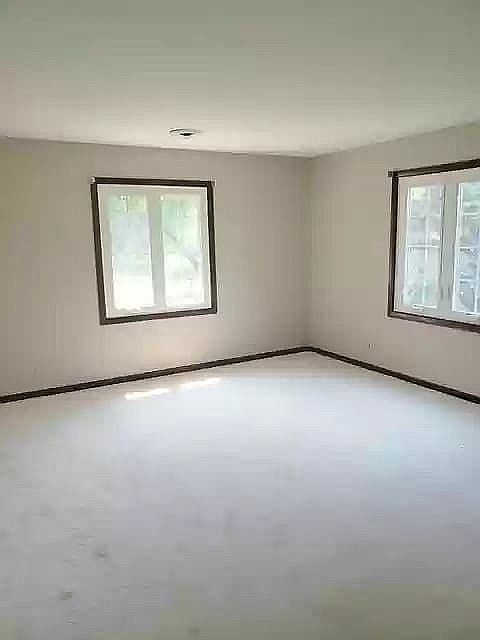 1st image of 248 Eagle Ct