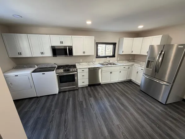 203 Trott Ave SE, Willmar, MN 56201