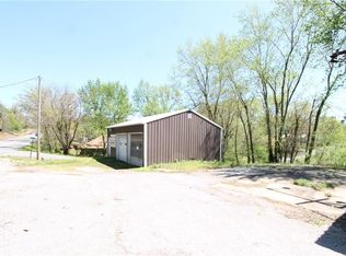 269 E Lowell Ave, Cave Springs, AR 72718