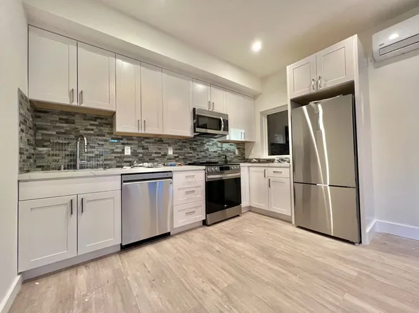 1654 Union, 1654 Union Ave #12, Redwood City, CA 94061