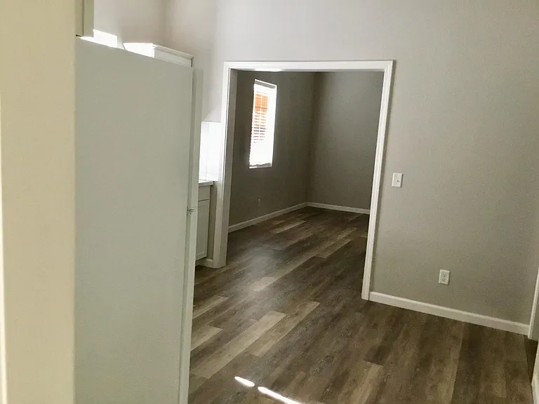 115 Rosedale Ave — Photo 11