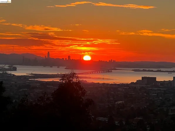 1426 Grand View Dr, Berkeley, CA 94705