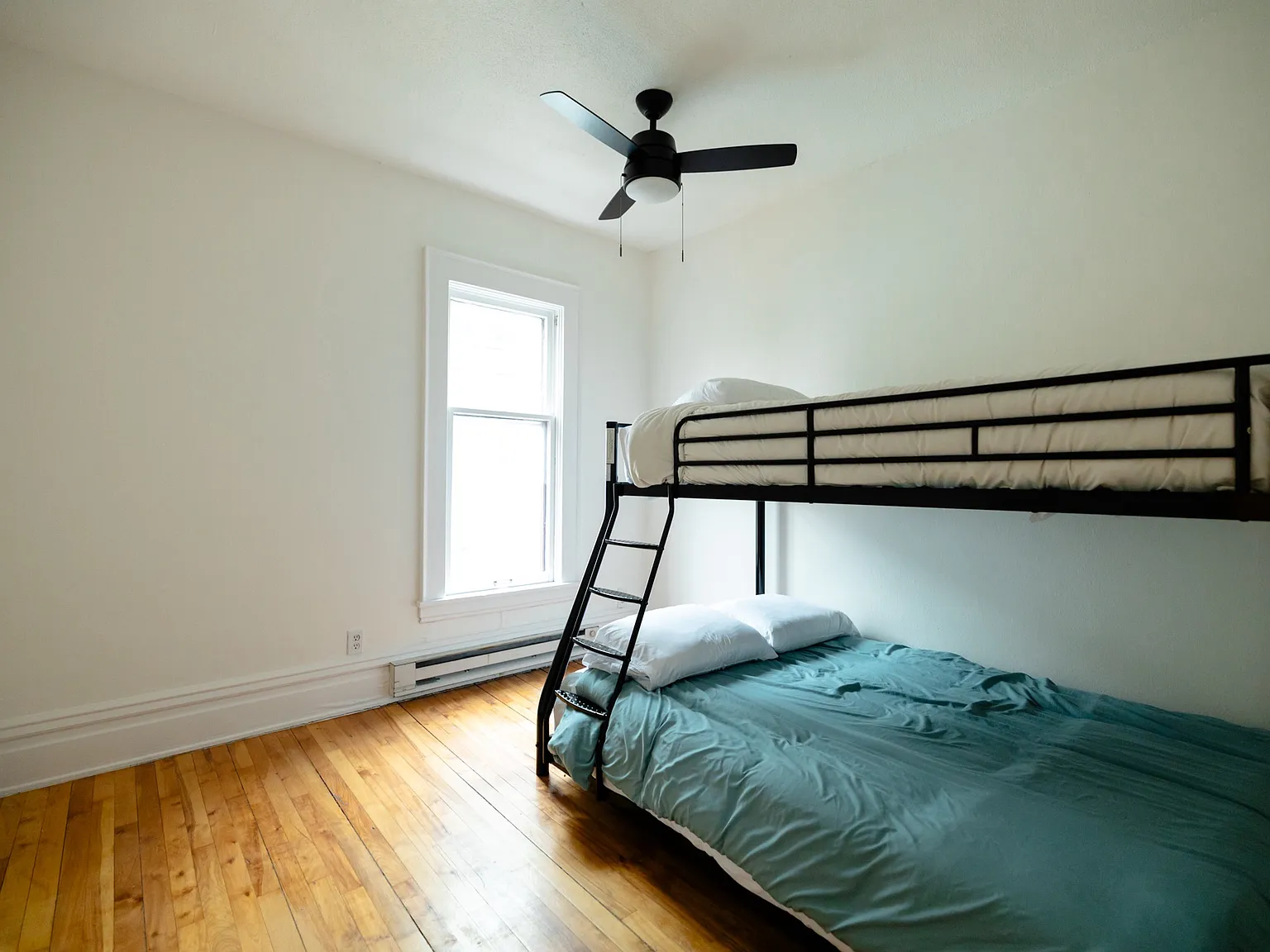 1126 Jefferson St NE — Photo 4