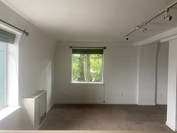3rd image of 5227 Leary Ave NW APT 204