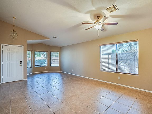 4th image of 5809 N 123rd Dr