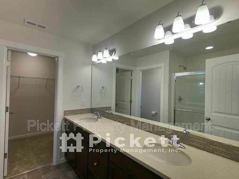 4222 Andasio Loop SE — Photo 28
