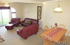 3rd image of 10 Henlopen Gdns