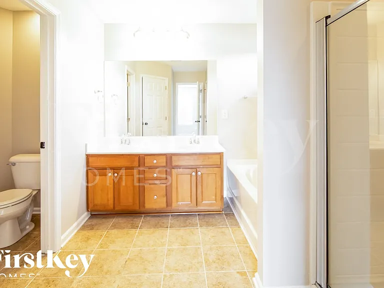 113 Hyrne Dr — Photo 13
