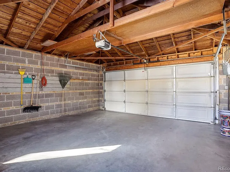 2390 S Clayton St — Photo 31