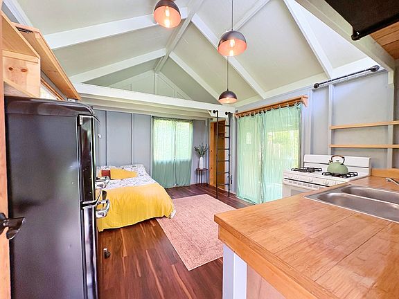 4th image of 11-2662 Ala Naualani Rd