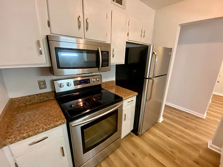 3840 Overbrook Dr #35 — Photo 11
