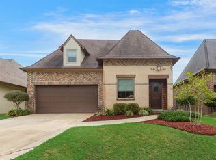 112 Heathwood Dr, Broussard, LA 70518
