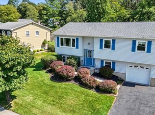 7 Sedge Rd, Valley Cottage, NY 10989