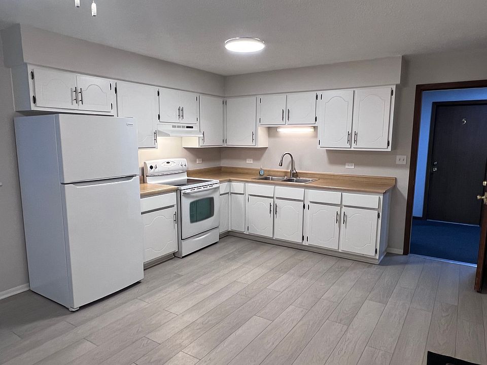 1st image of 1328 Potomac Pl APT 6