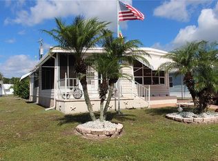 461 Jacaramba Ct, North Fort Myers, FL 33917