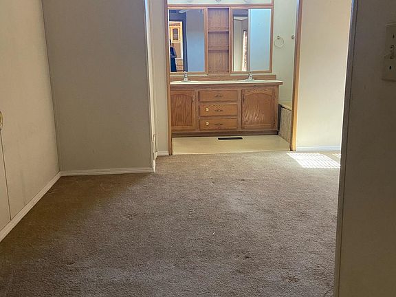 2nd image of 18827 W Henry Miller Ave