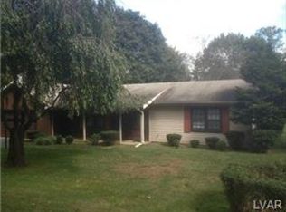 3810 Christian Spring Rd, Bethlehem, PA 18020