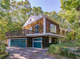 845 Scituate Ave, Cranston, RI 02921