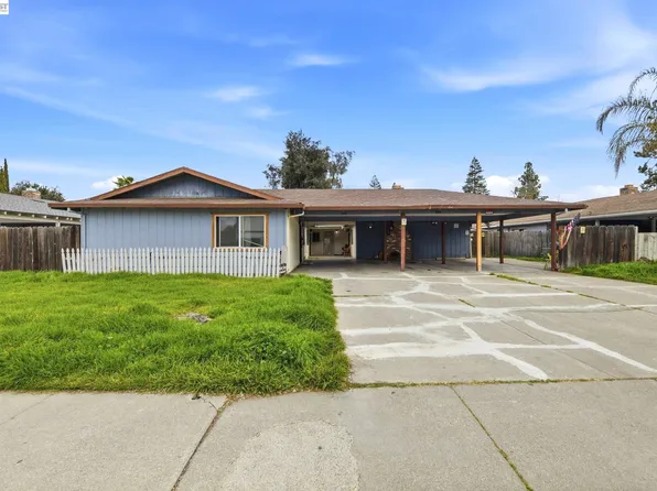 8120 Tam O Shanter Dr, Stockton, CA 95210