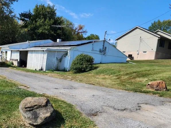 608 Meriline Ave, New Castle, PA 16101