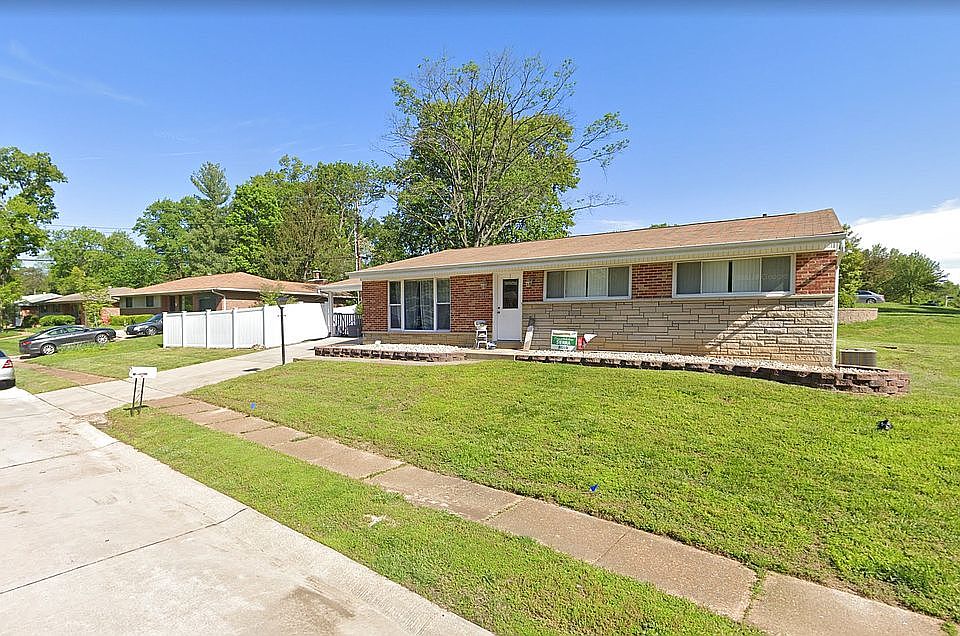 1st image of 10051 Barberton Dr