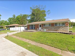10051 Barberton Dr, Saint Louis, MO 63126