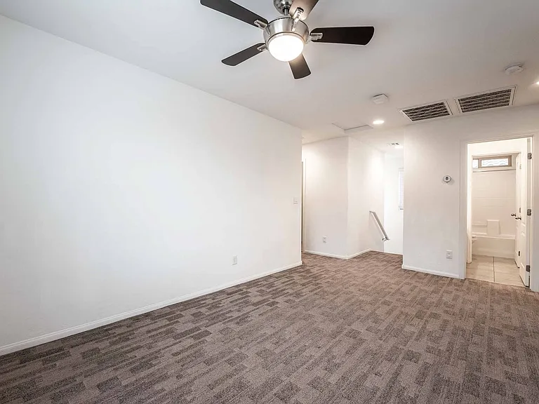 10750 Yarmouth Bay Ct — Photo 9