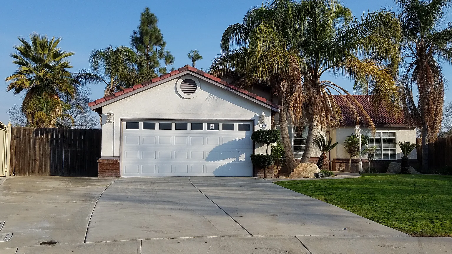 12101 Flat Iron Ct photo 1