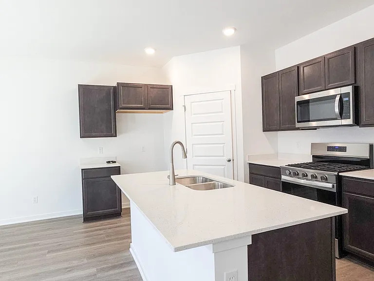 4191 Viceroy St — Photo 2