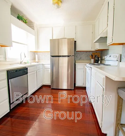 20 N Hillside Dr — Photo 7