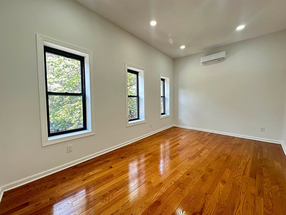 1st image of 671 Flatbush Ave Floor 3