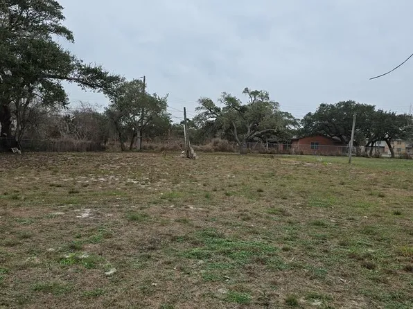 205 N 13th St Lot 6, Aransas Pass, TX 78336