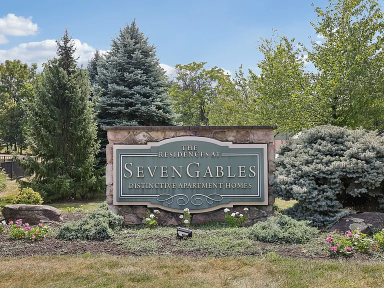 The Residences at Seven Gables — Photo 32